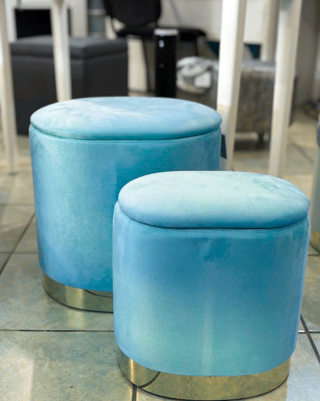Set pouf ovali grande e piccolo CELESTE