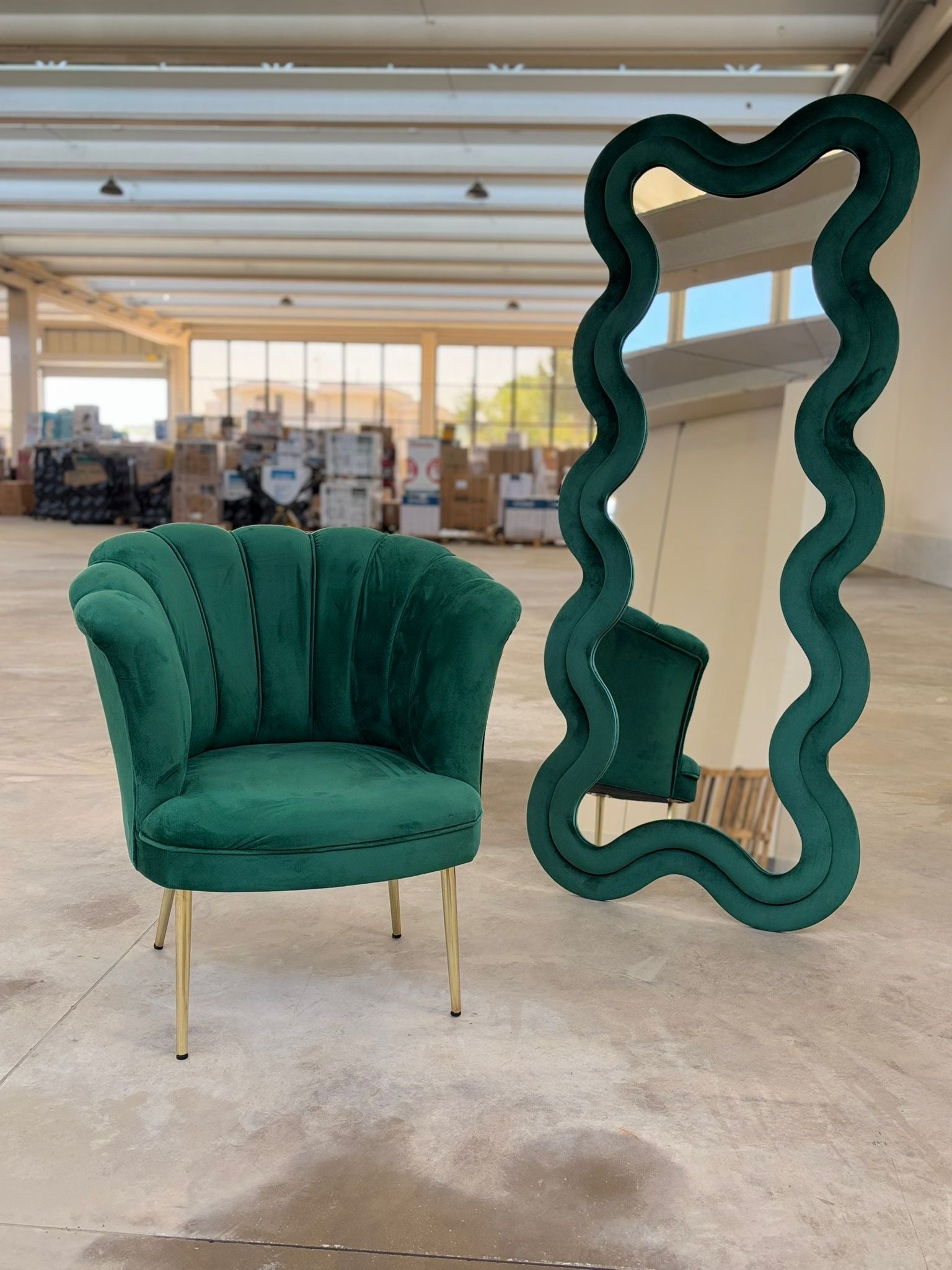 PREORDINE - Specchio da pavimento con cornice in velluto 70x170 cm