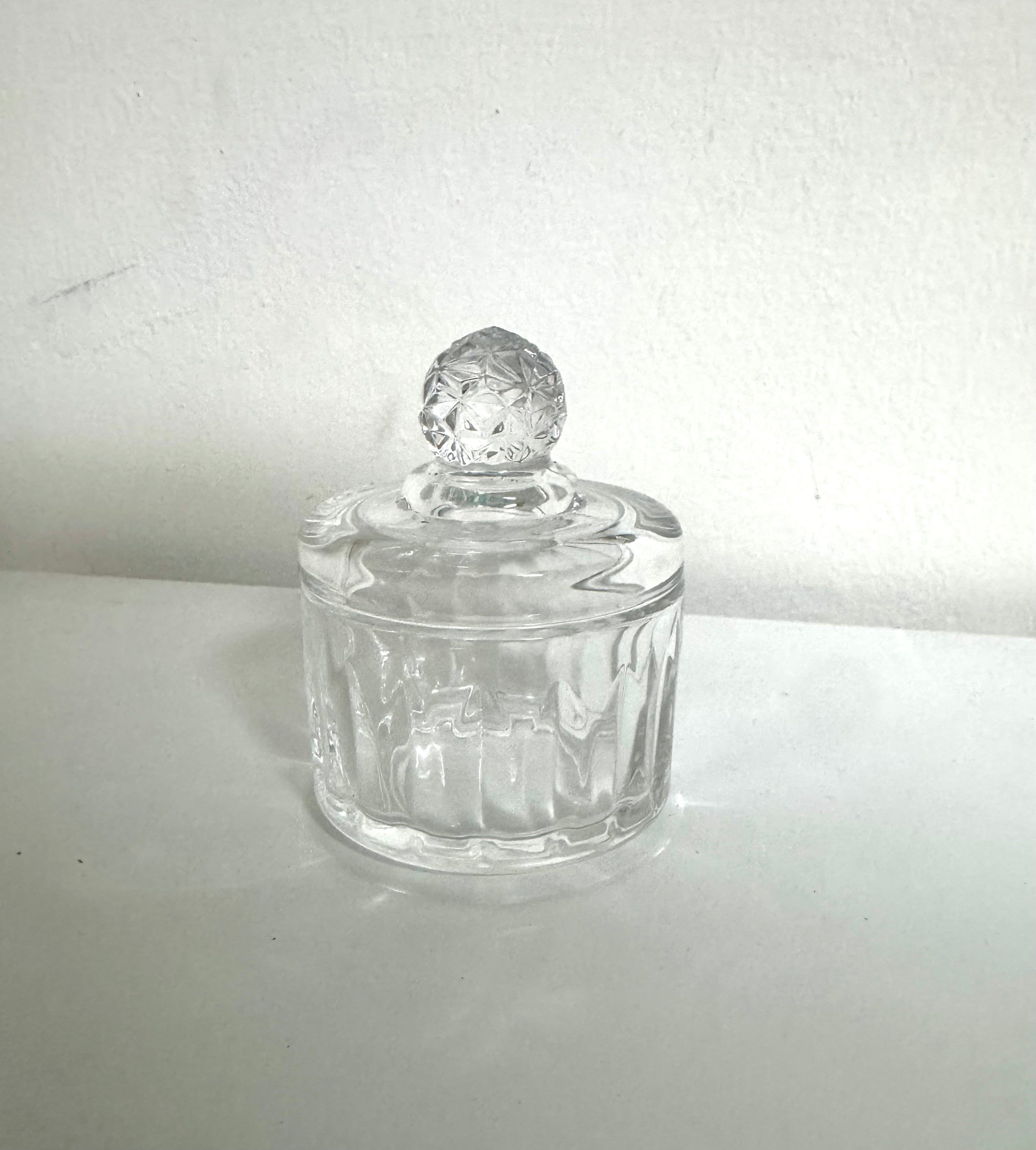 Potiche in vetro modello Prato dimensioni 8. 7.5X9.2cm