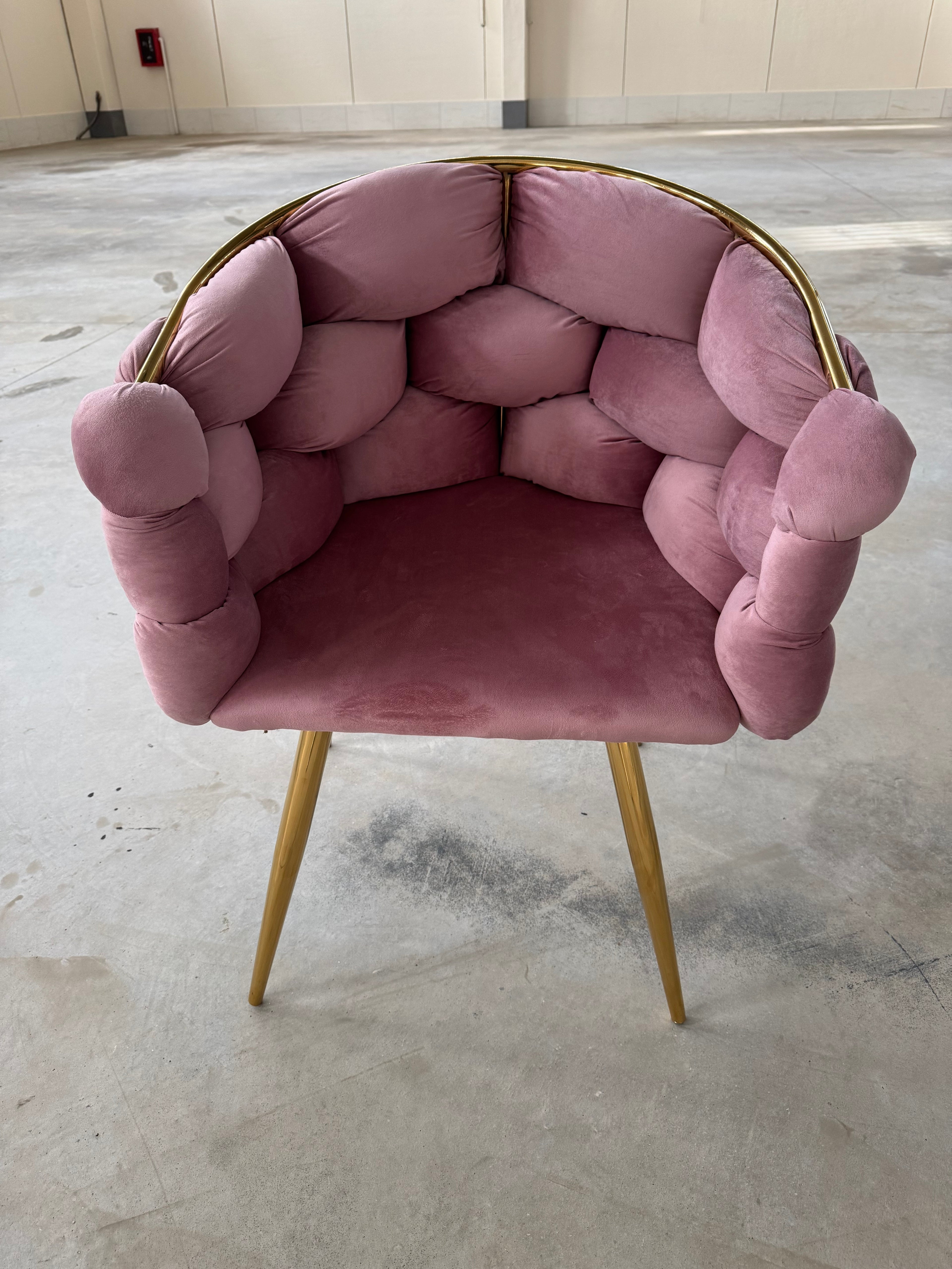 Poltrona imbottita in velluto rosa scuro struttura in oro 80x65x65cm