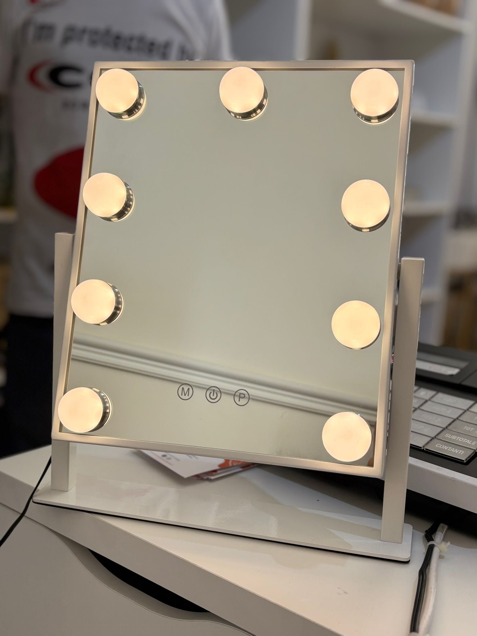 Specchio rettangolare con 9 led e supporto