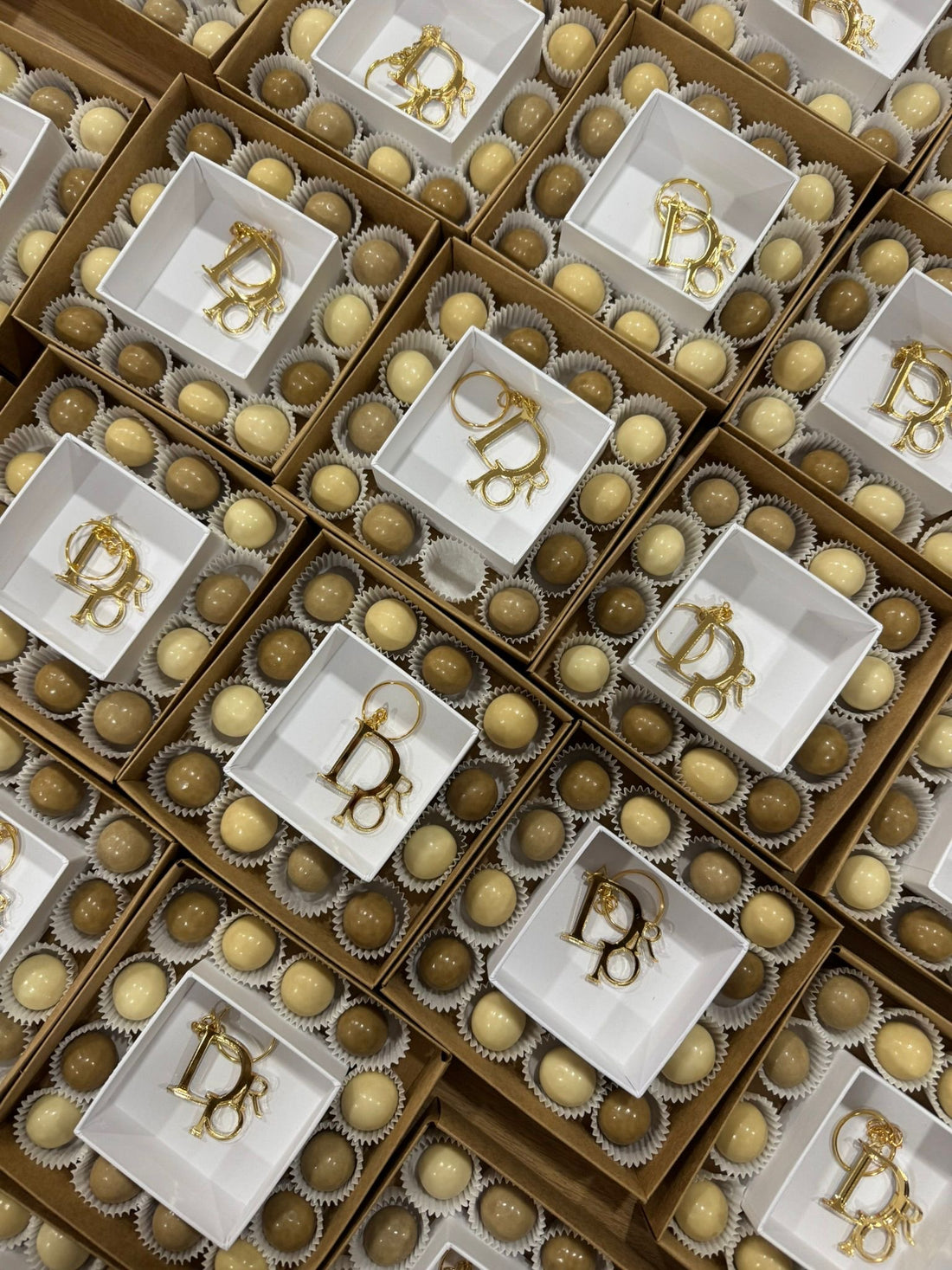 Confezione bomboniere con portachiavi