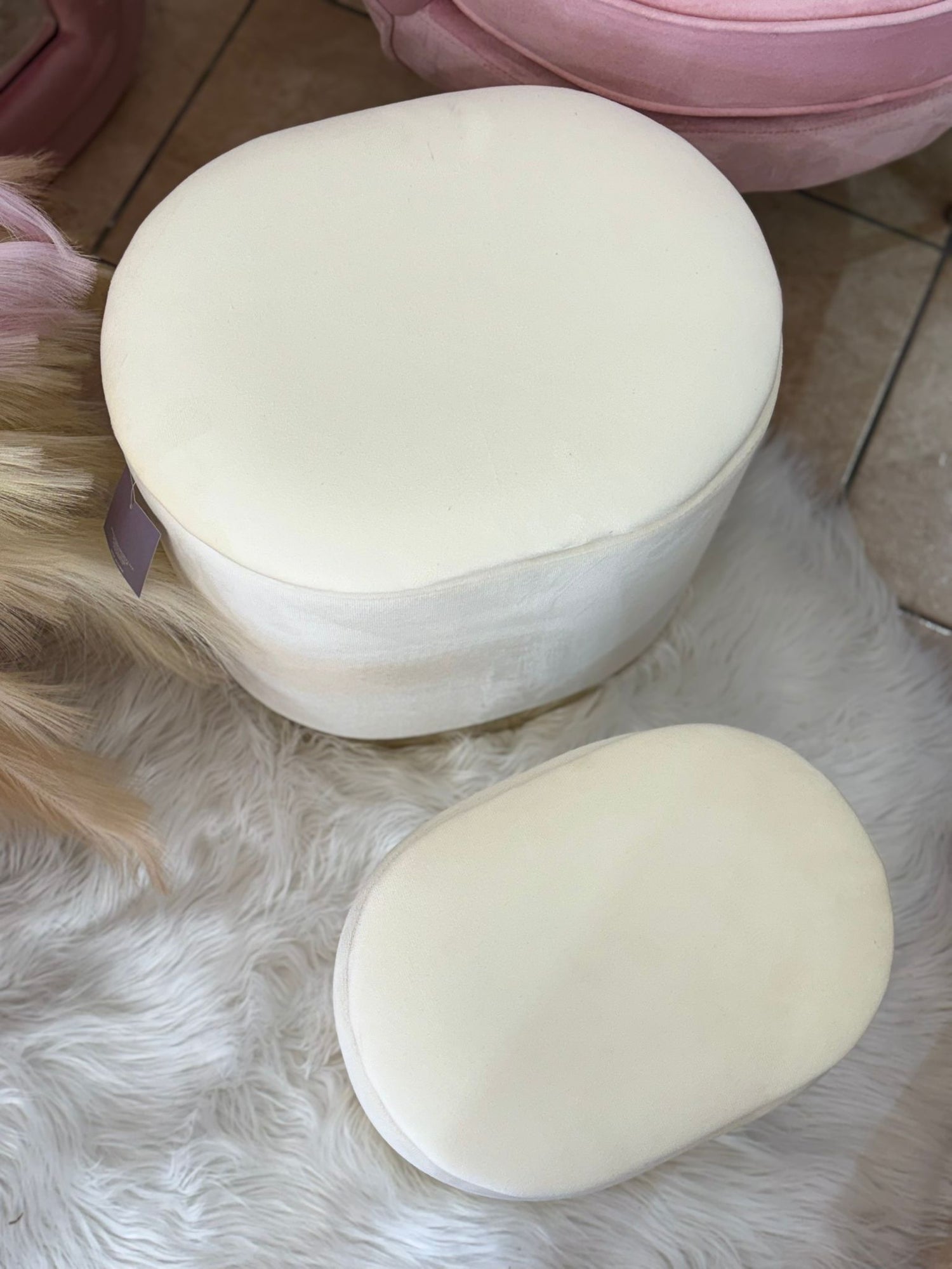 Set pouf ovali grande e piccolo PANNA
