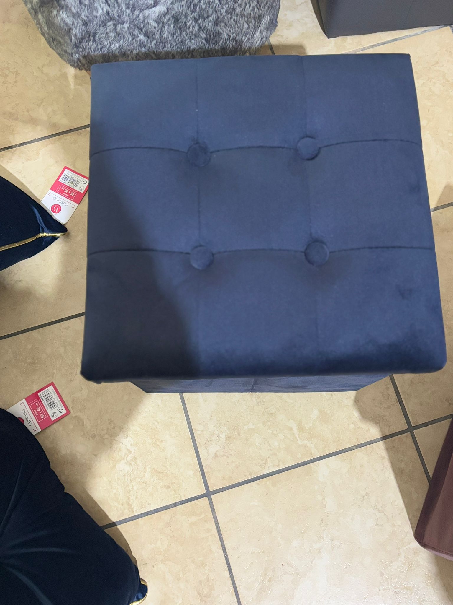 Pouf contenitore in velluto quadrato