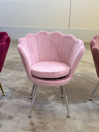 PREORDINE - Poltrona in velluto a conchiglia rosa chiaro