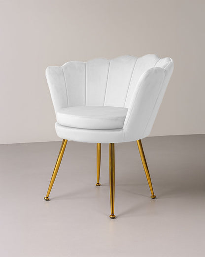 Poltrona in velluto a conchiglia panna