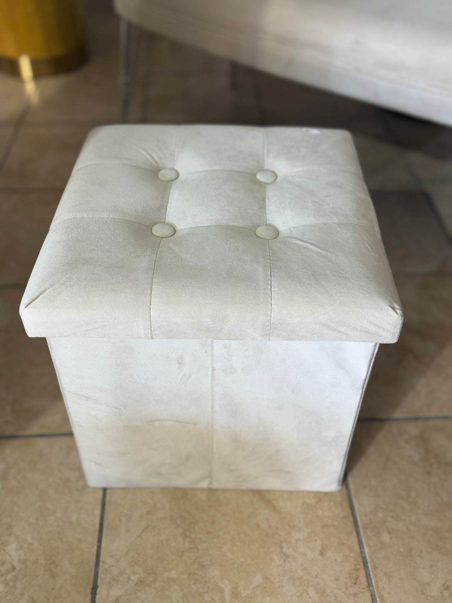 Pouf contenitore in velluto quadrato