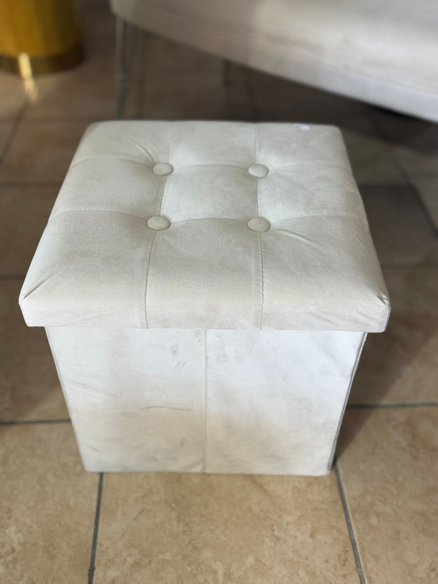 Pouf contenitore in velluto quadrato