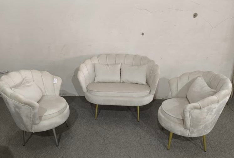 Set conchiglia panna due poltrone con un divano + cuscini in regalo