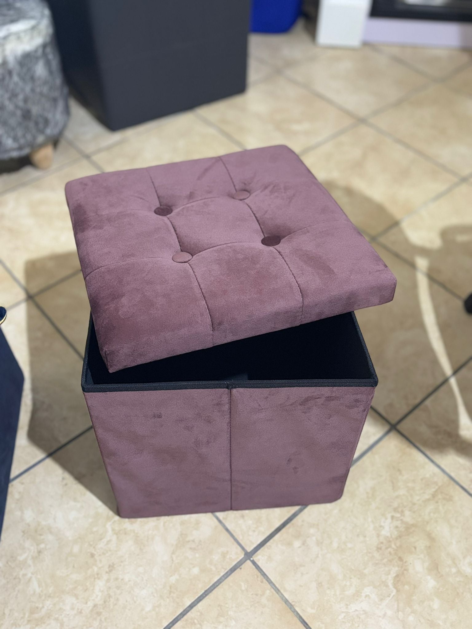 Pouf contenitore in velluto quadrato