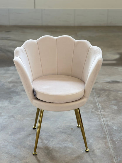 PREORDINE - Poltrona in velluto a conchiglia set 2 pezzi panna