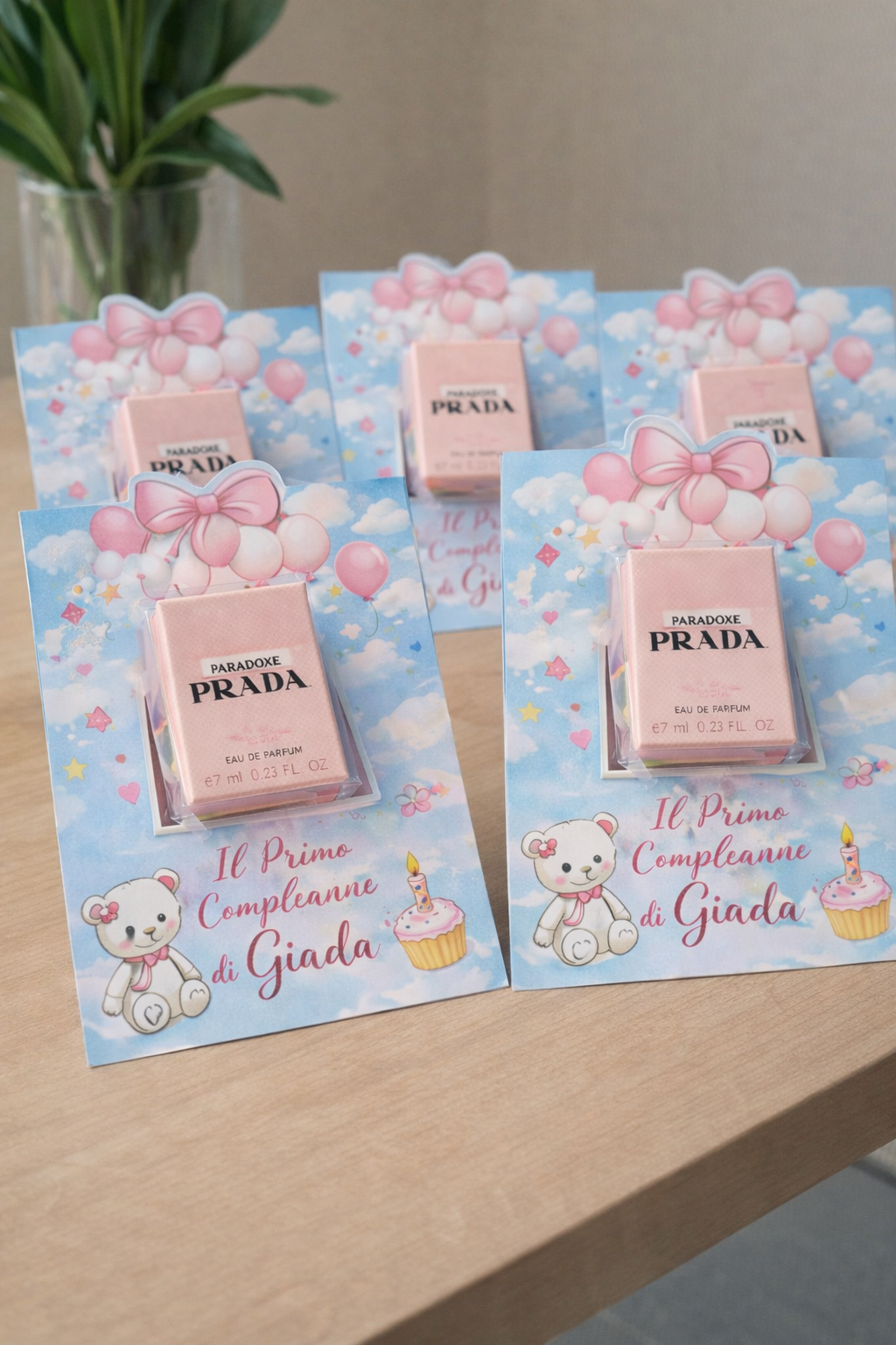 Bomboniera o segnaposto con profumo con card personalizzata