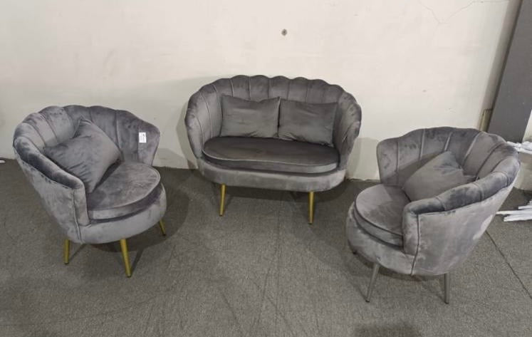 Set conchiglia grigio due poltrone con un divano + cuscini in regalo