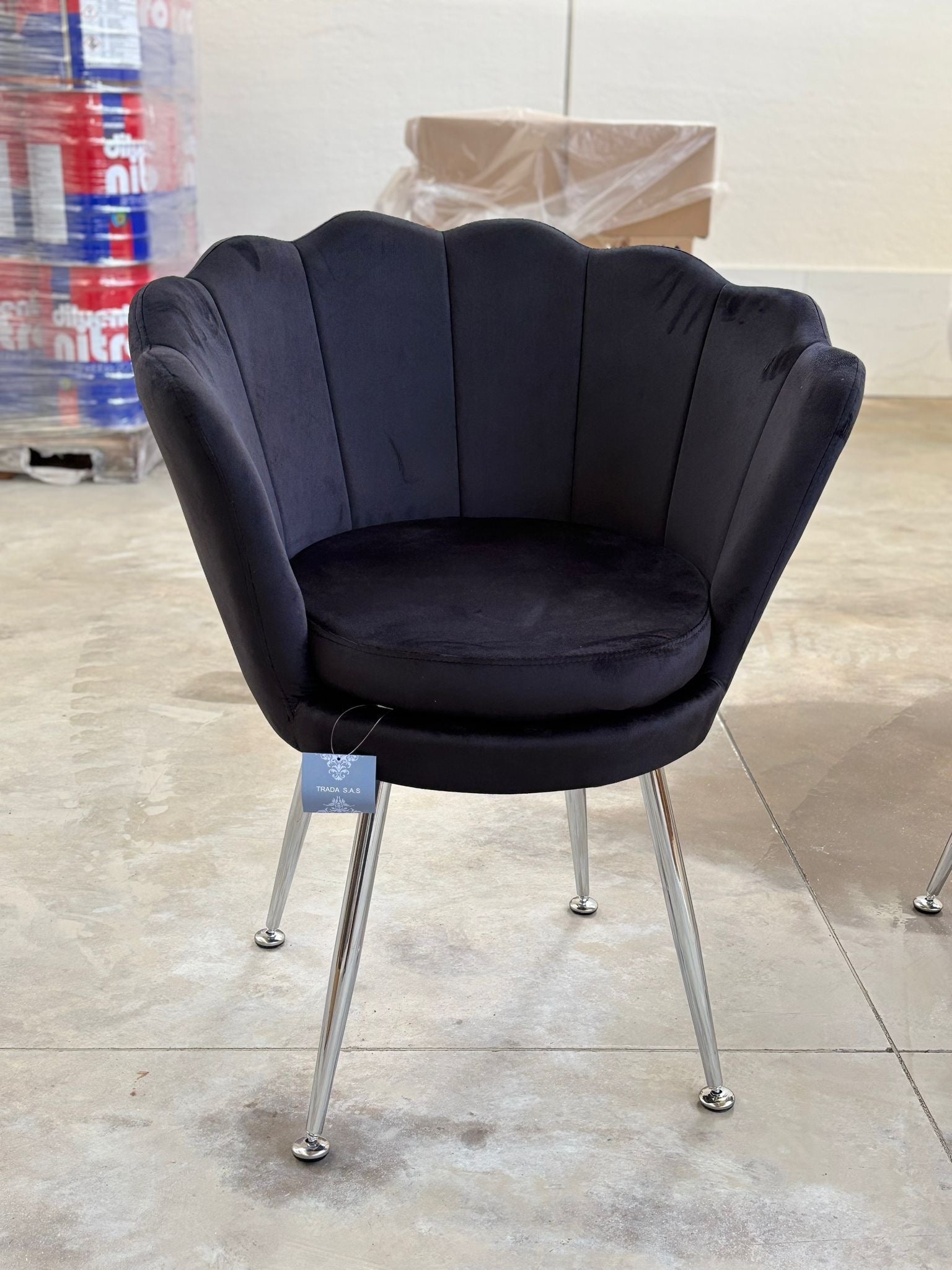 Poltrona in velluto a conchiglia nera