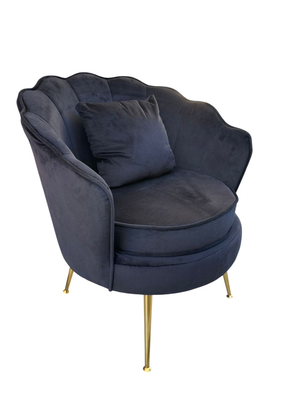 Poltrona a conchiglia nera con cuscino 72X65X76H cm