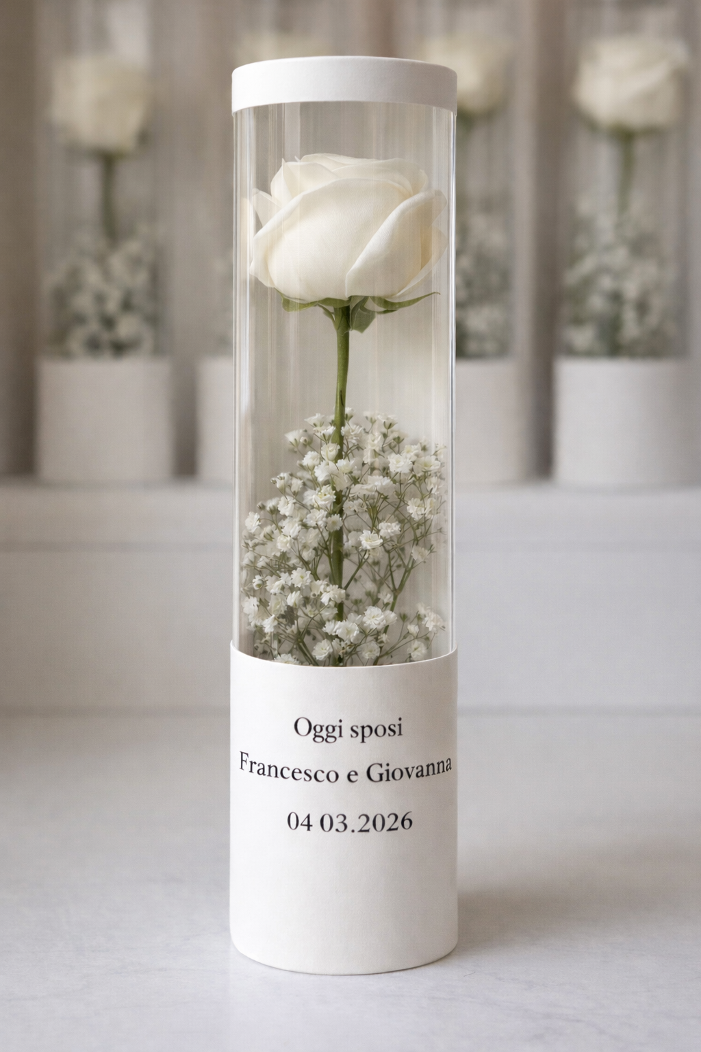 Bomboniera rosa eterna in tubo personalizzato